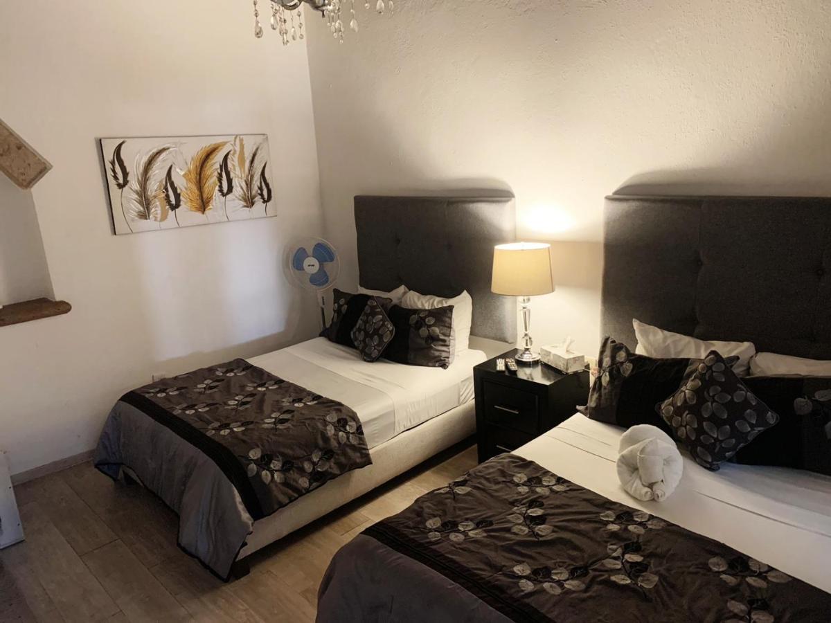 M Hoteles Concepto Морелія Екстер'єр фото